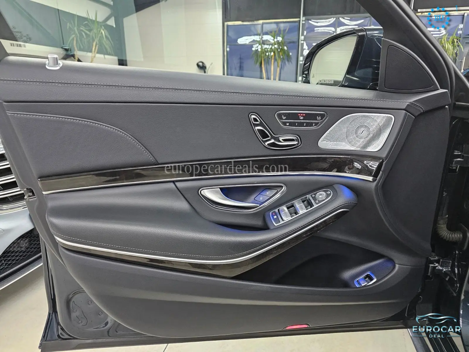 Mercedes-Benz S 560