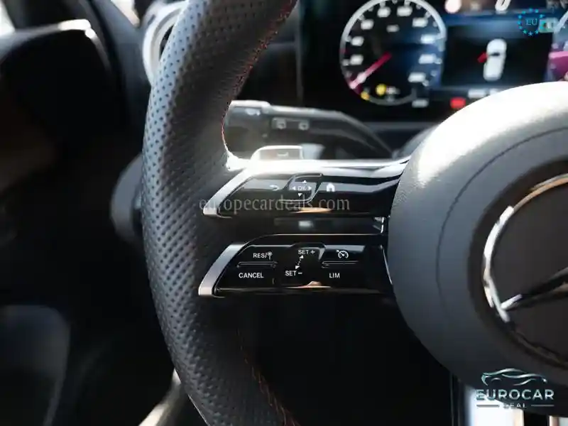 Mercedes-Benz A 220