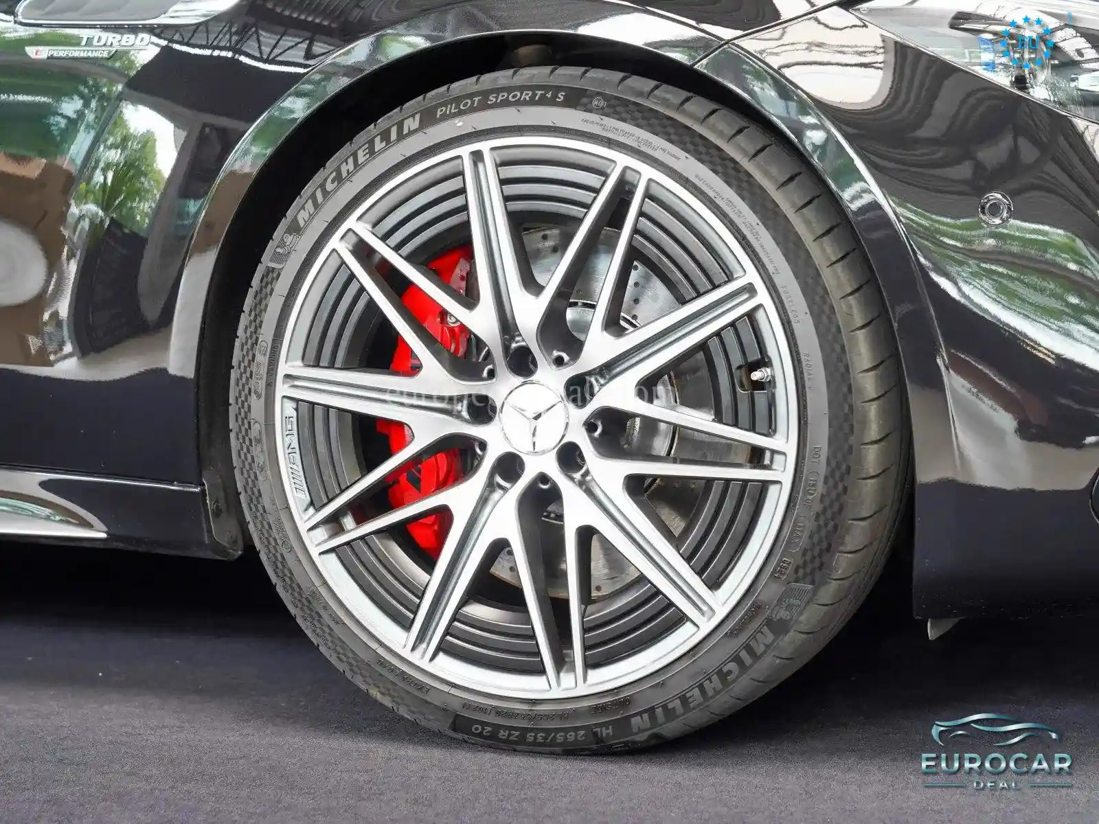 Mercedes-Benz C 63 AMG