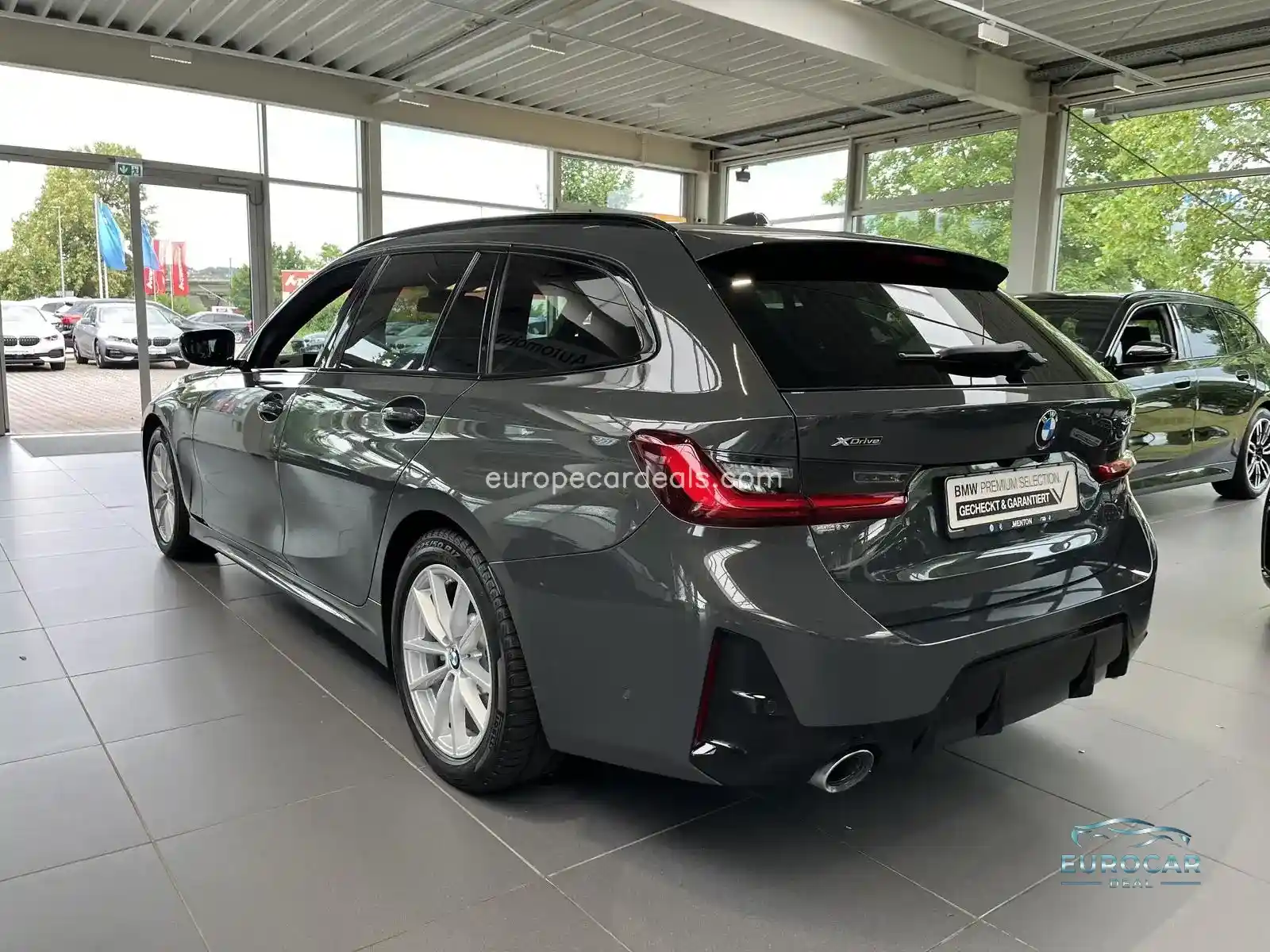 BMW 330