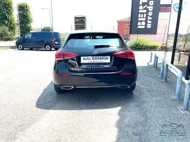 Mercedes-Benz A 250