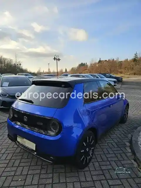 Honda e