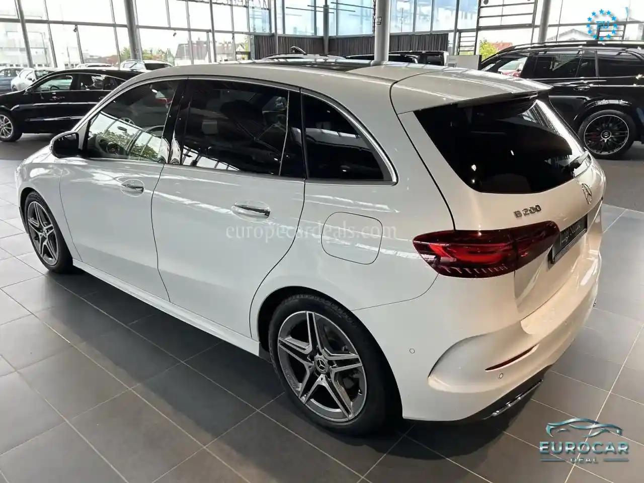 Mercedes-Benz B 200