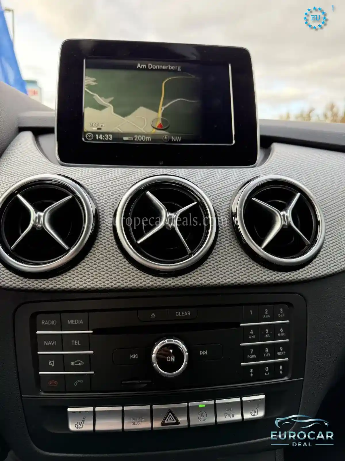 Mercedes-Benz B 220