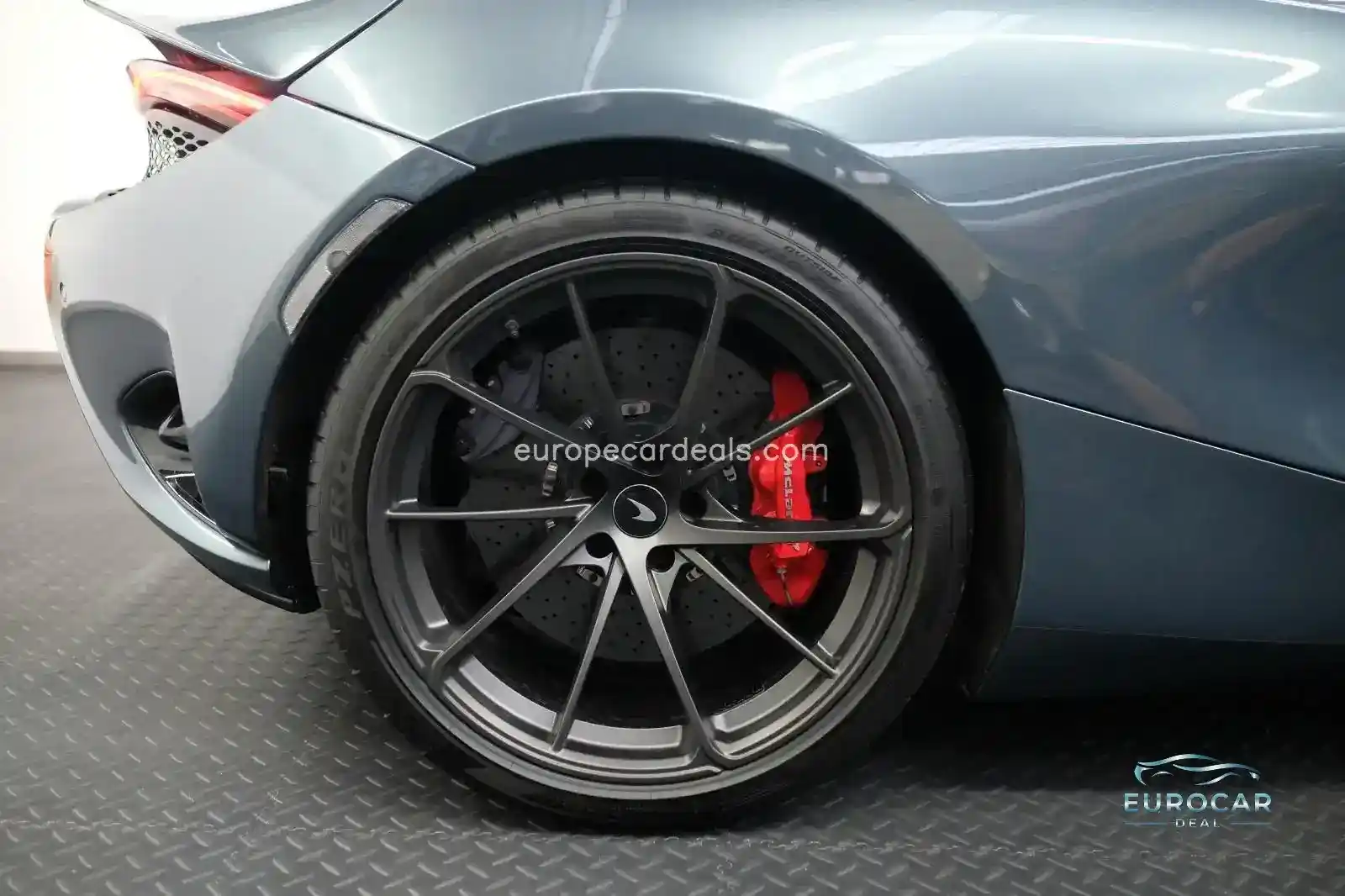 McLaren 750S
