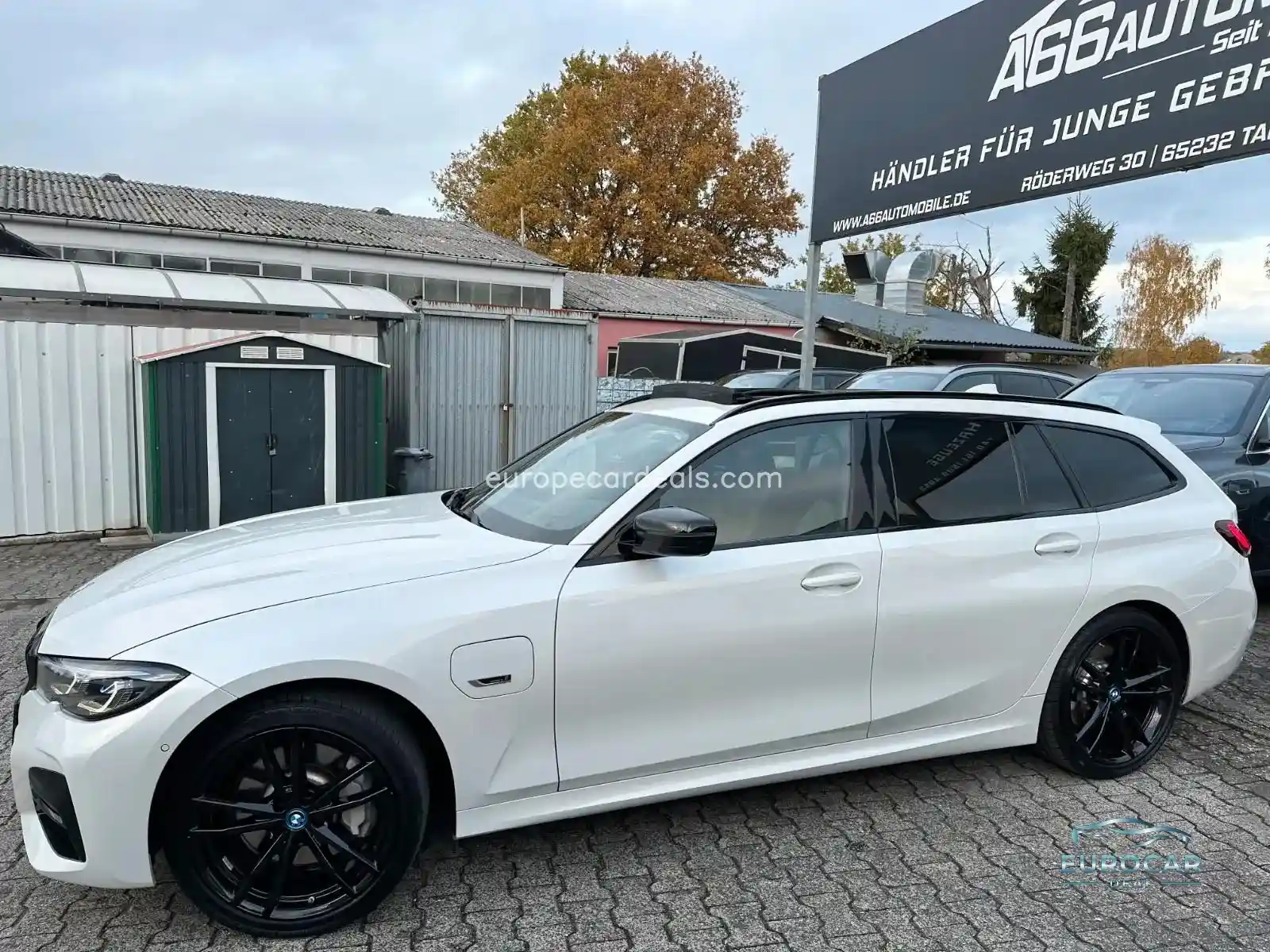 BMW 330