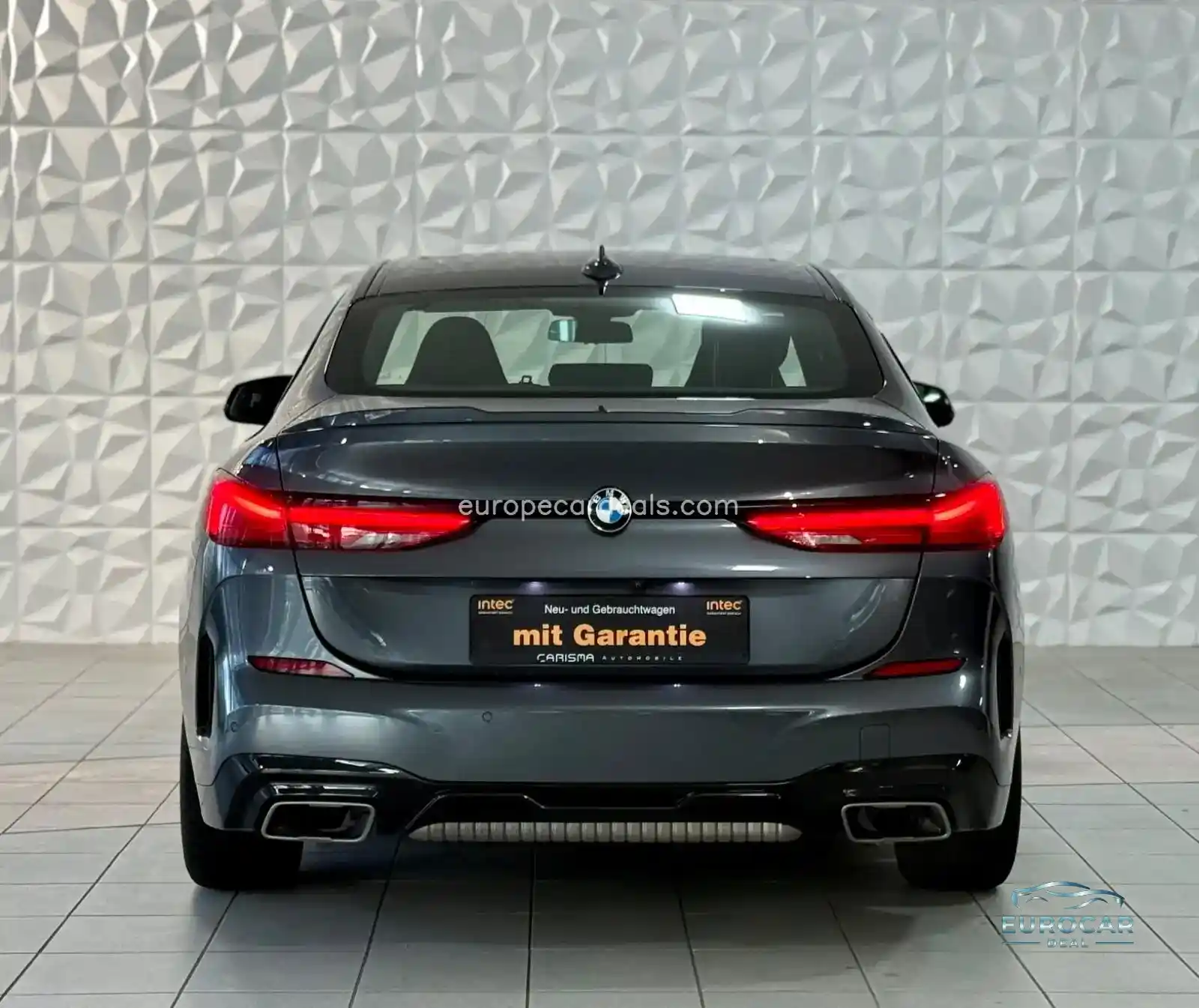 BMW M235