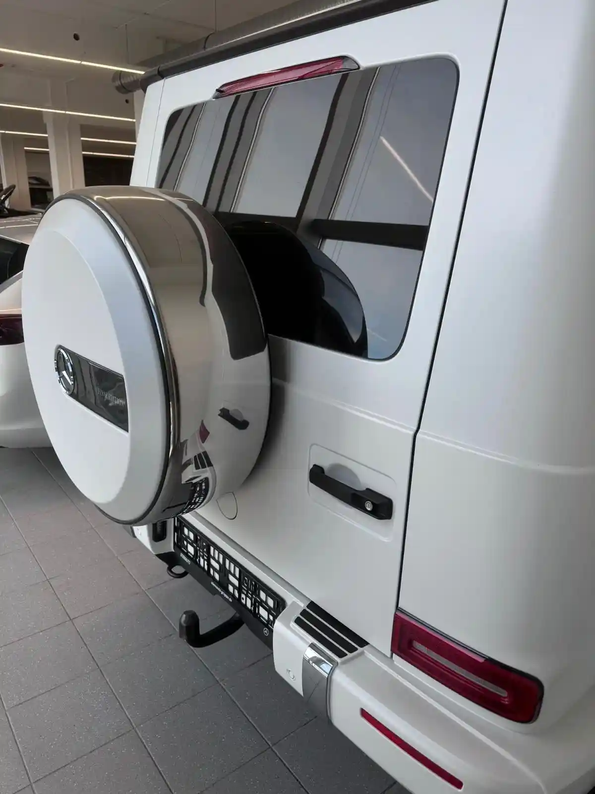 Mercedes-Benz G 500