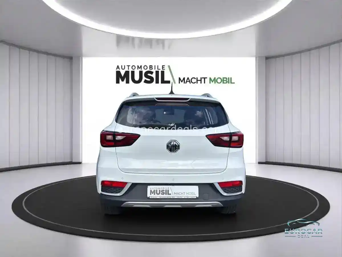MG ZS