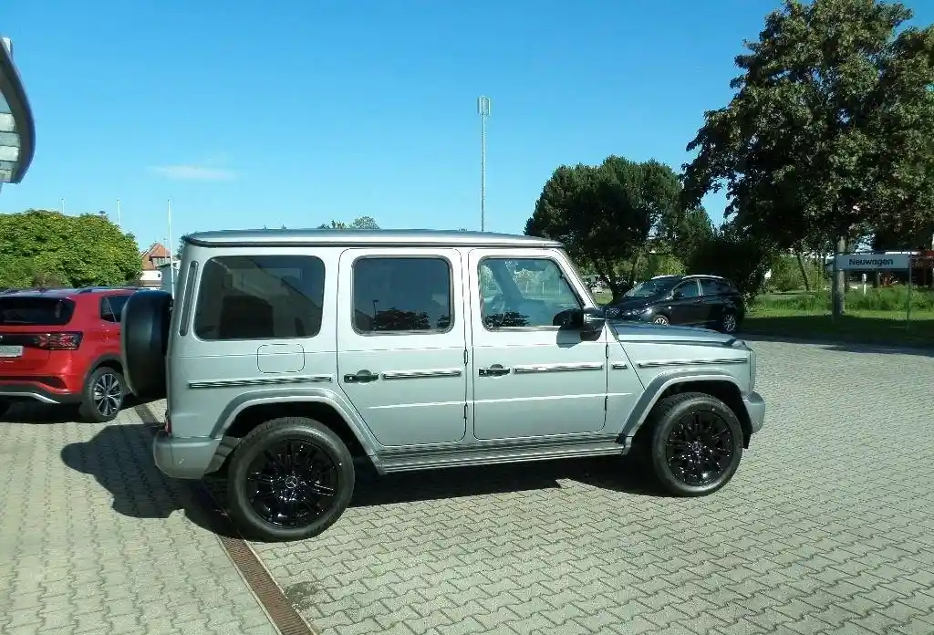 Mercedes-Benz G 450