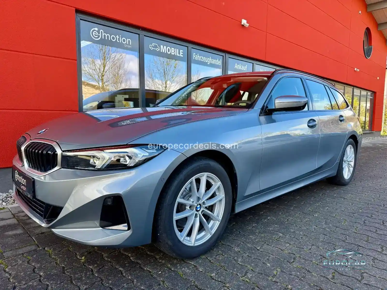BMW 320