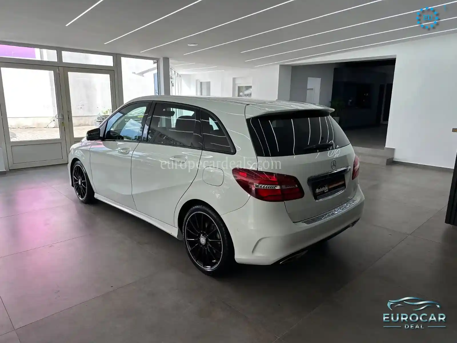 Mercedes-Benz B 200