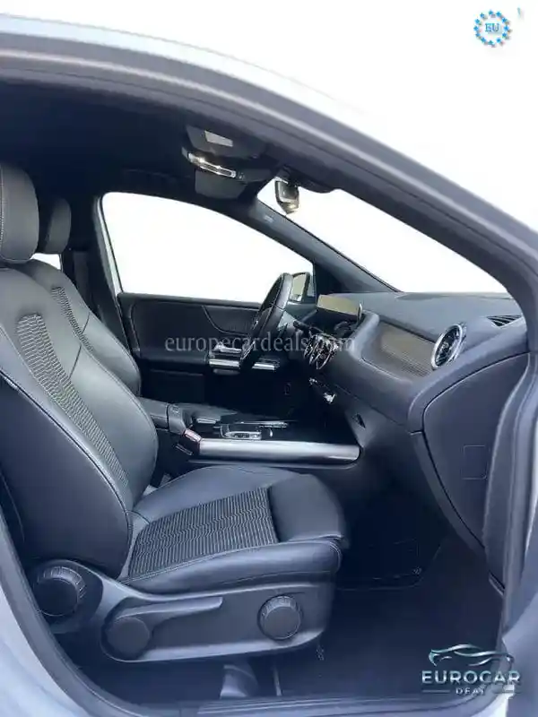 Mercedes-Benz B 220