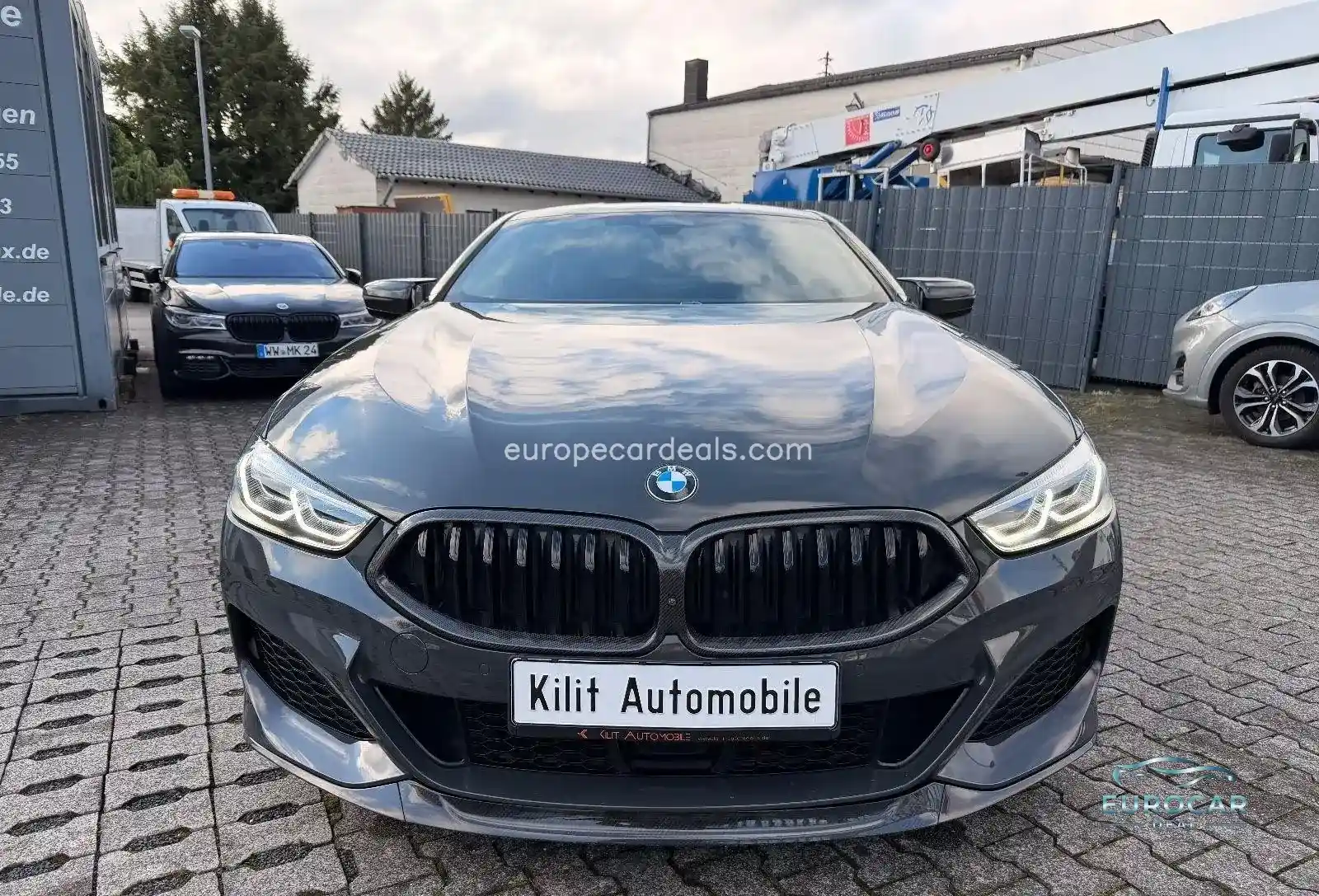 BMW 840