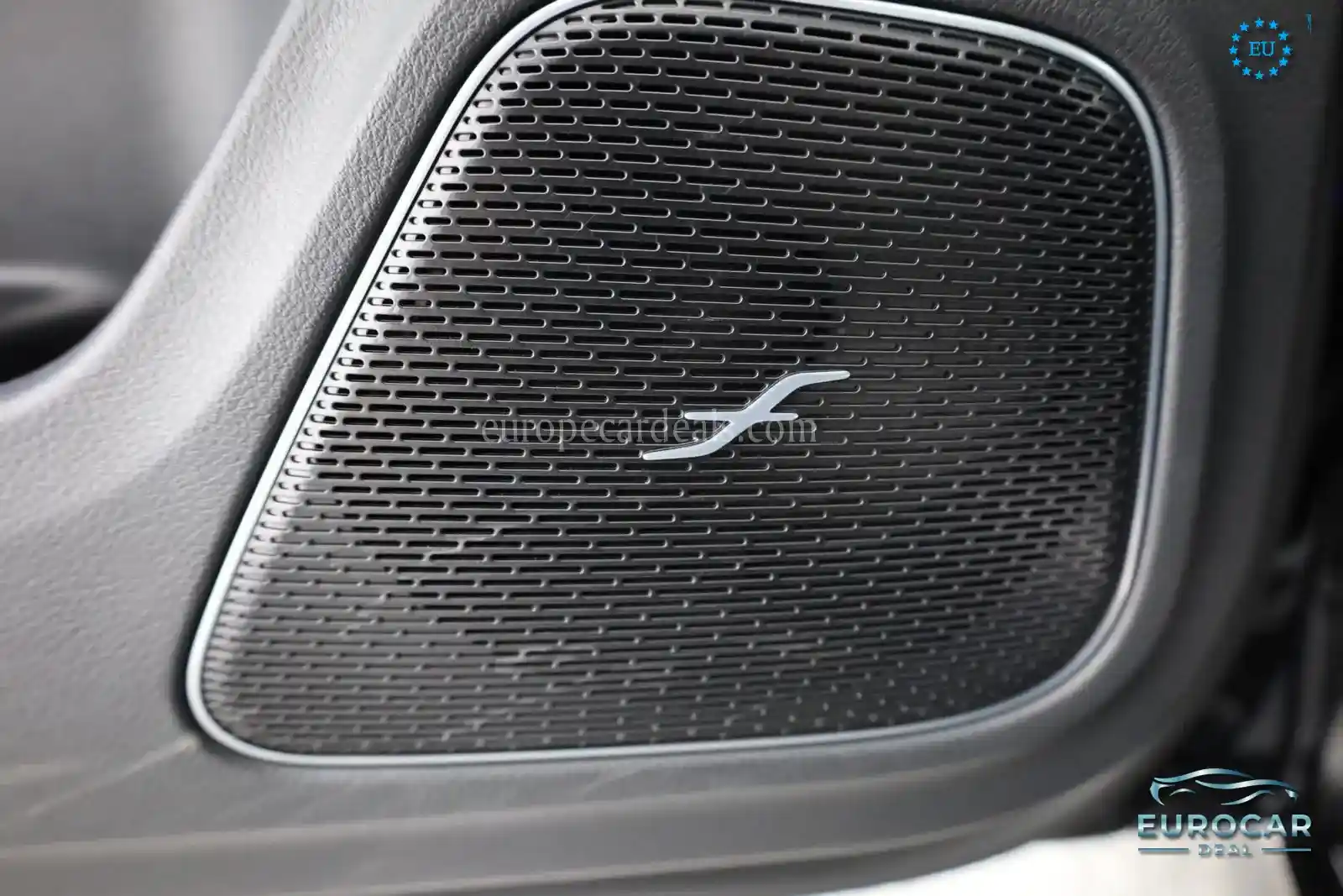 Mercedes-Benz CLA 220
