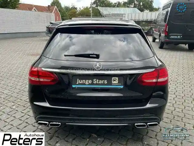 Mercedes-Benz C 63 AMG