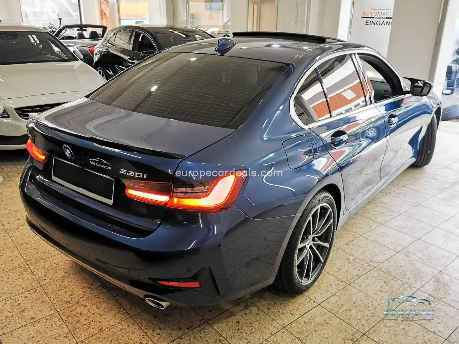BMW 330