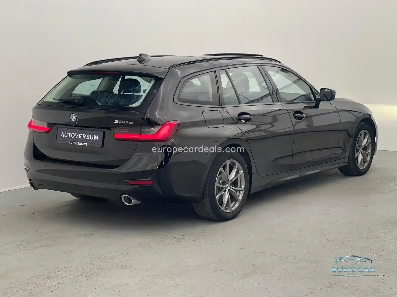 BMW 330