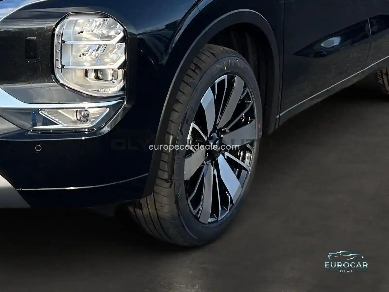 Mitsubishi Plug-in Hybrid Outlander