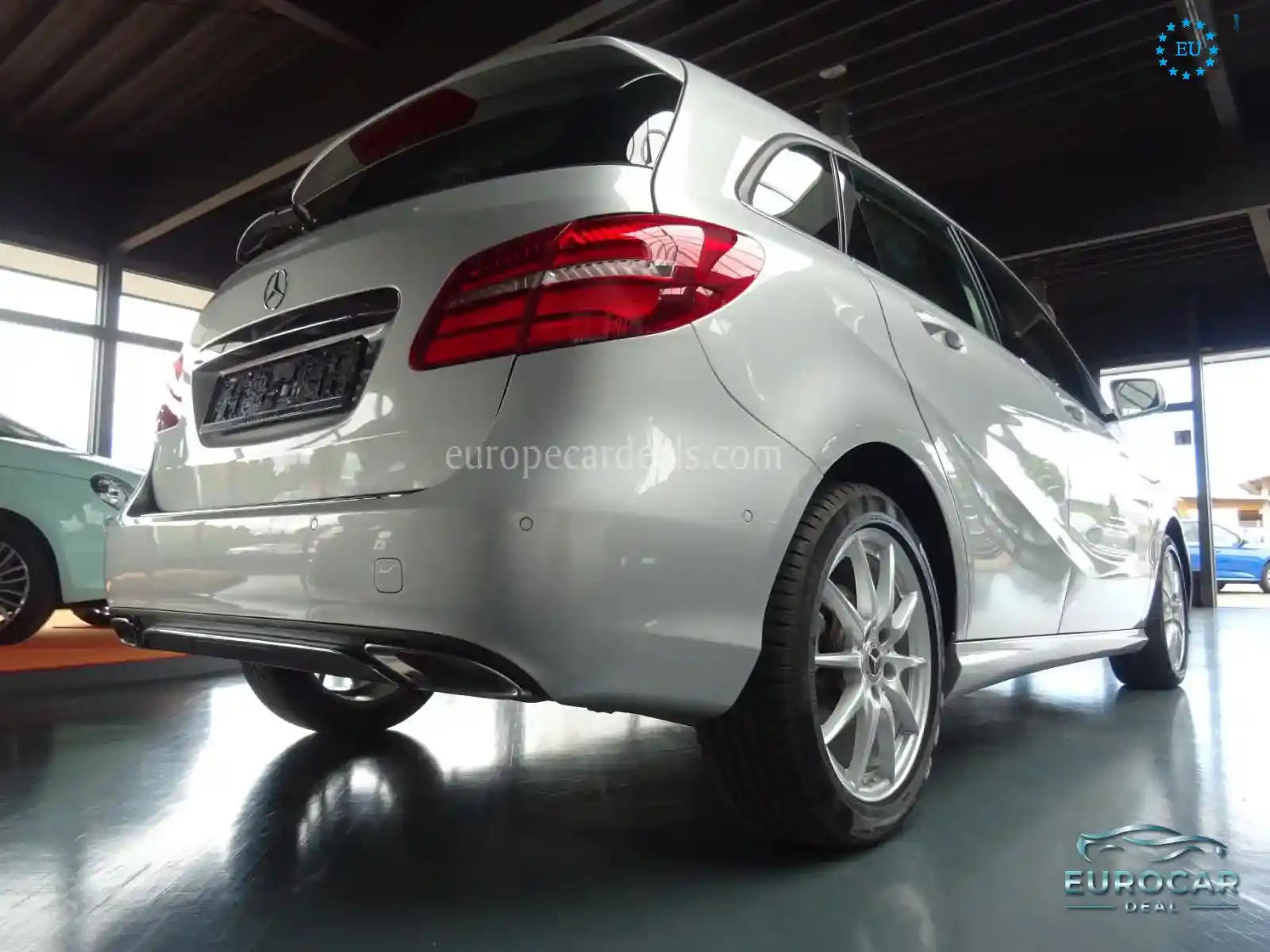 Mercedes-Benz B 200