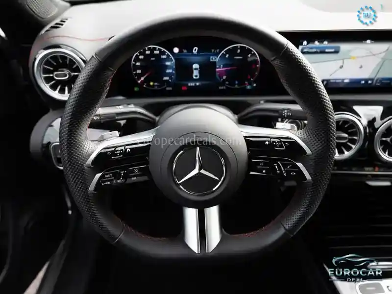 Mercedes-Benz CLA 220
