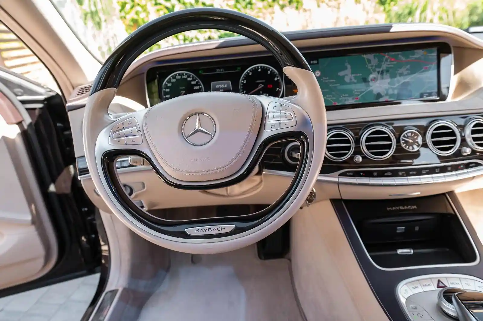 Mercedes-Benz S 600