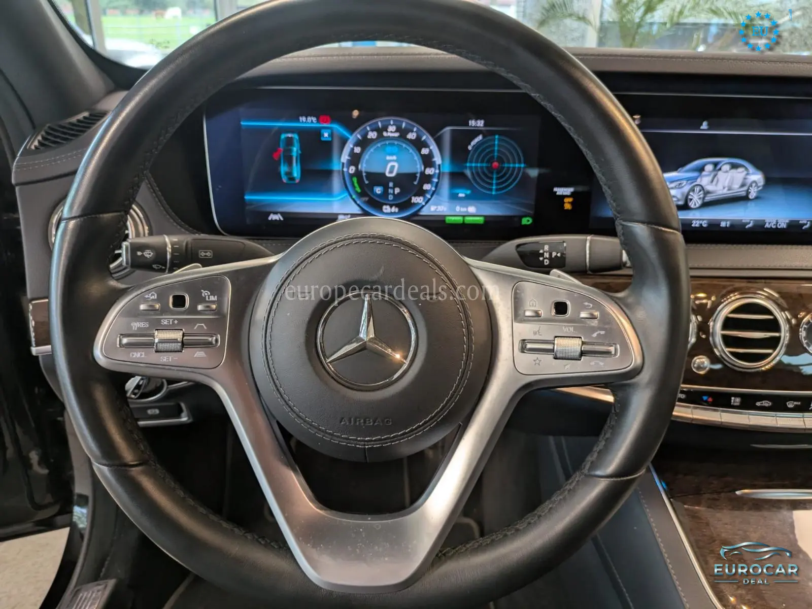 Mercedes-Benz S 560