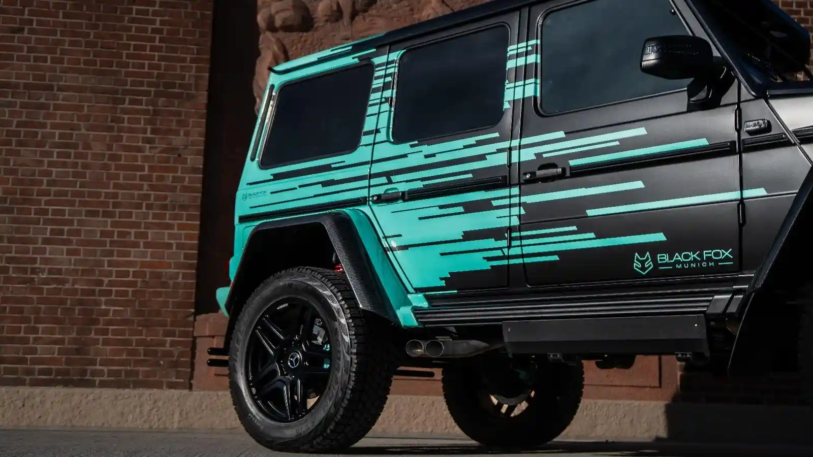 Mercedes-Benz G 500