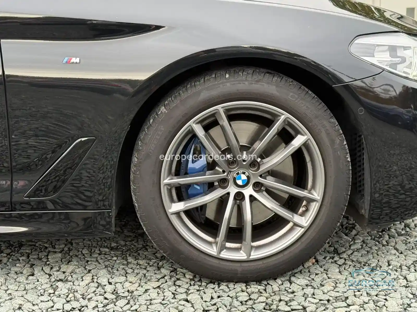 BMW 525