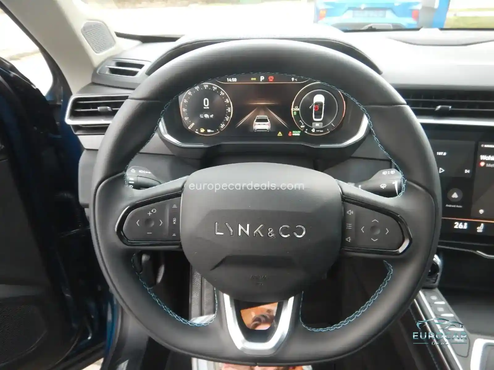 Lynk&Co 01