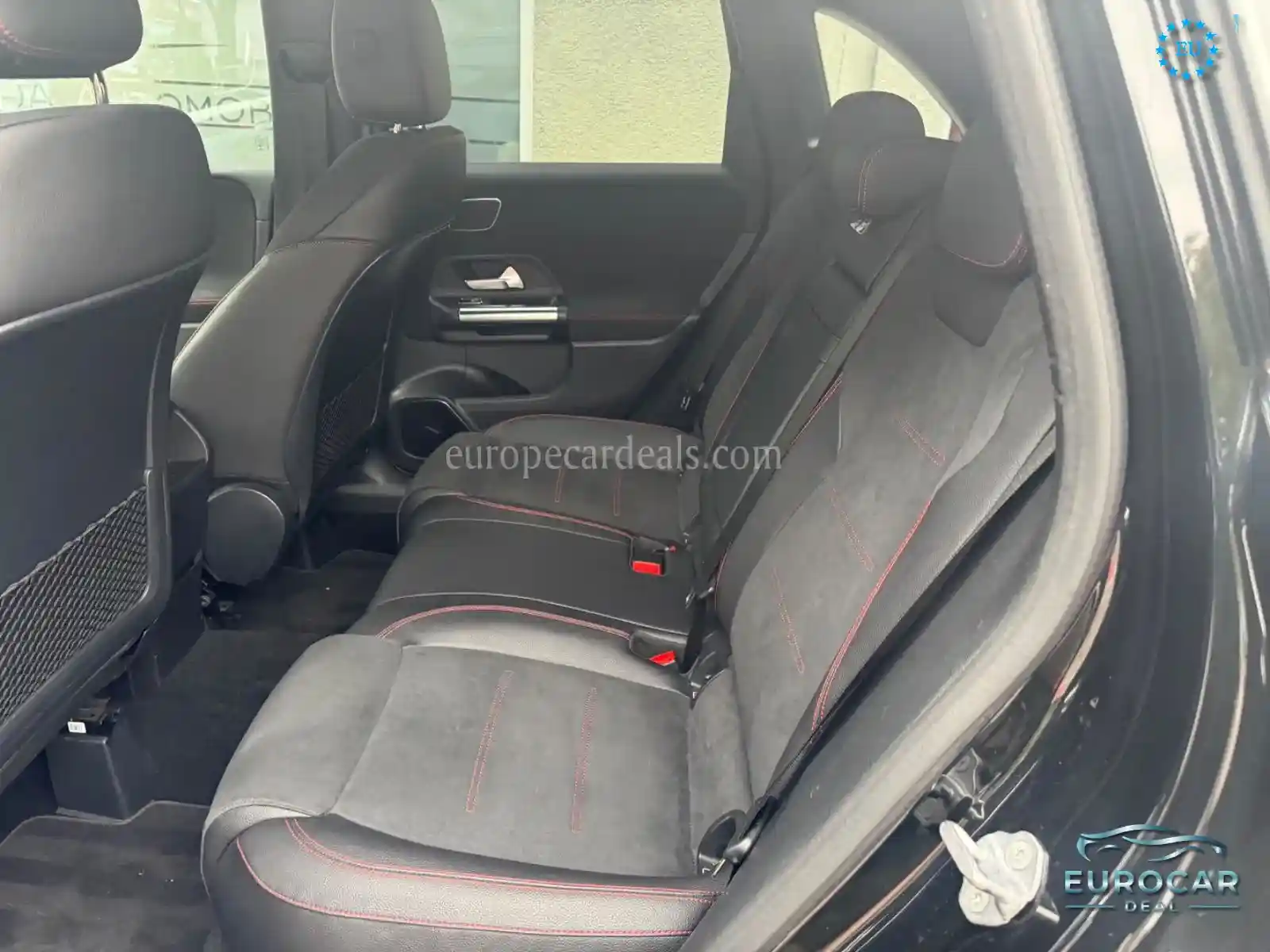 Mercedes-Benz B 220