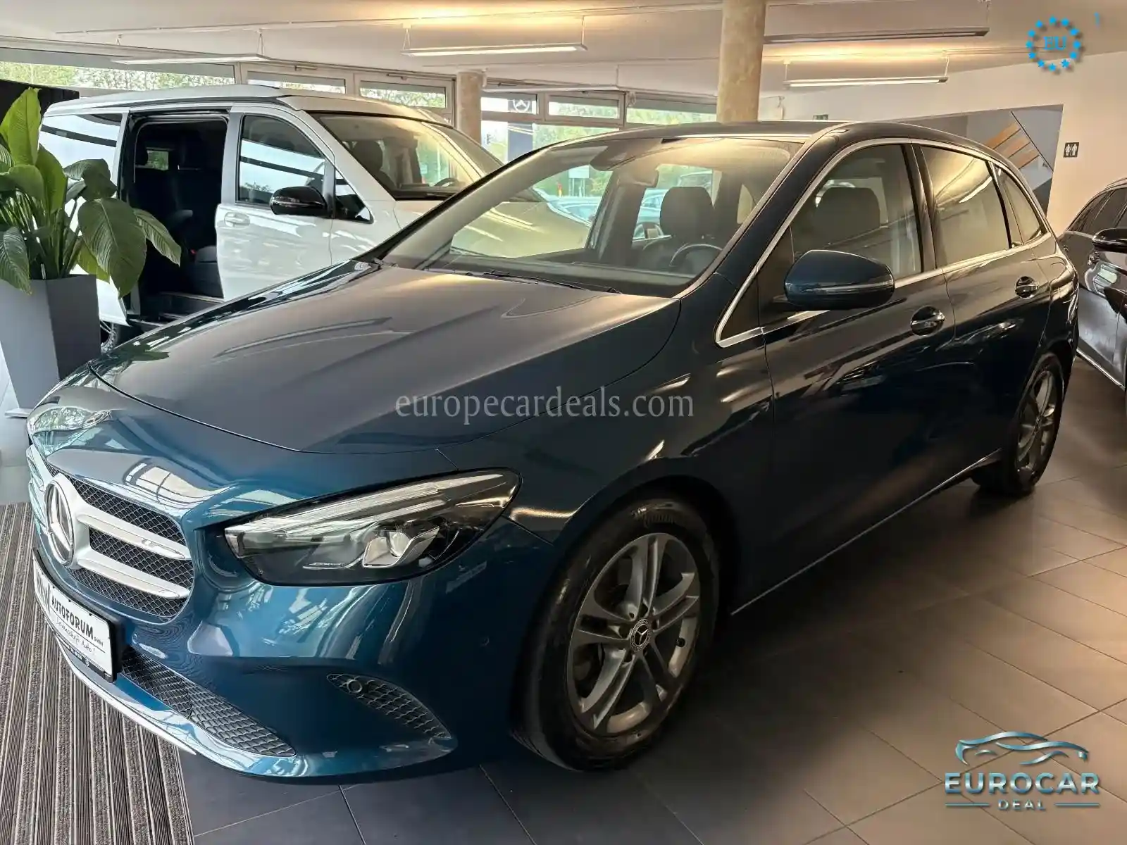 Mercedes-Benz B 220