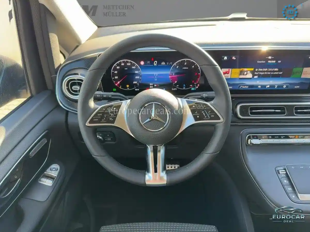 Mercedes-Benz V 250