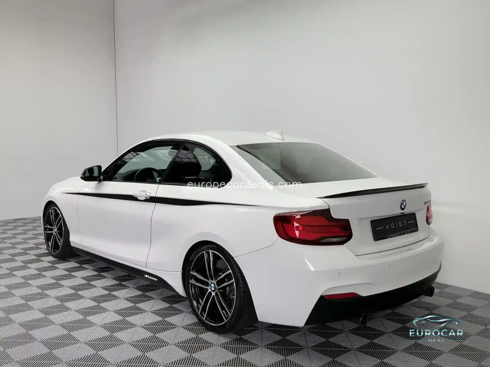 BMW M240i