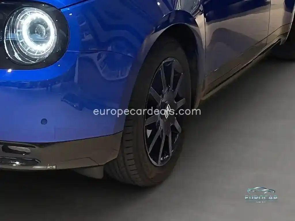 Honda e