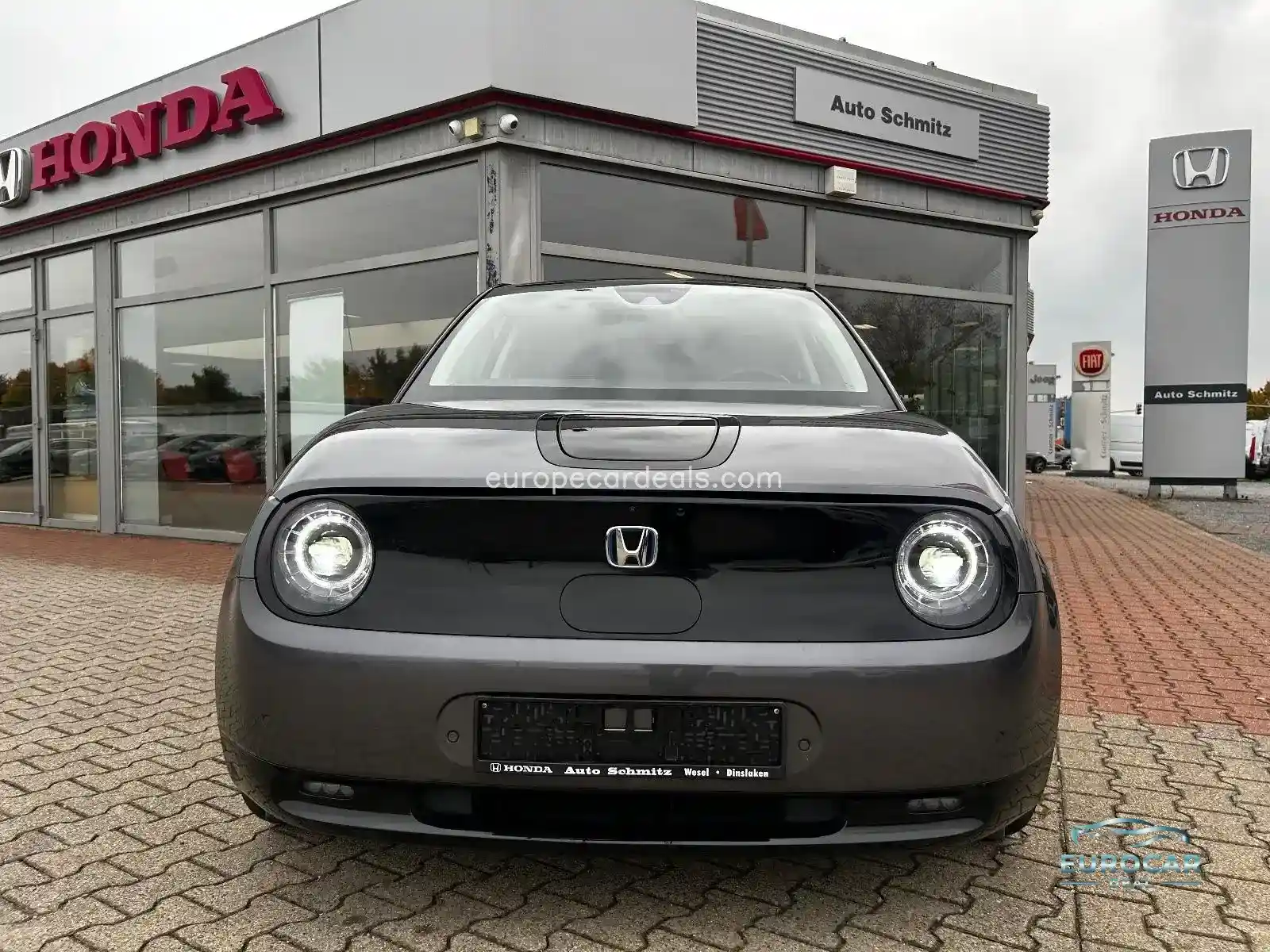 Honda e