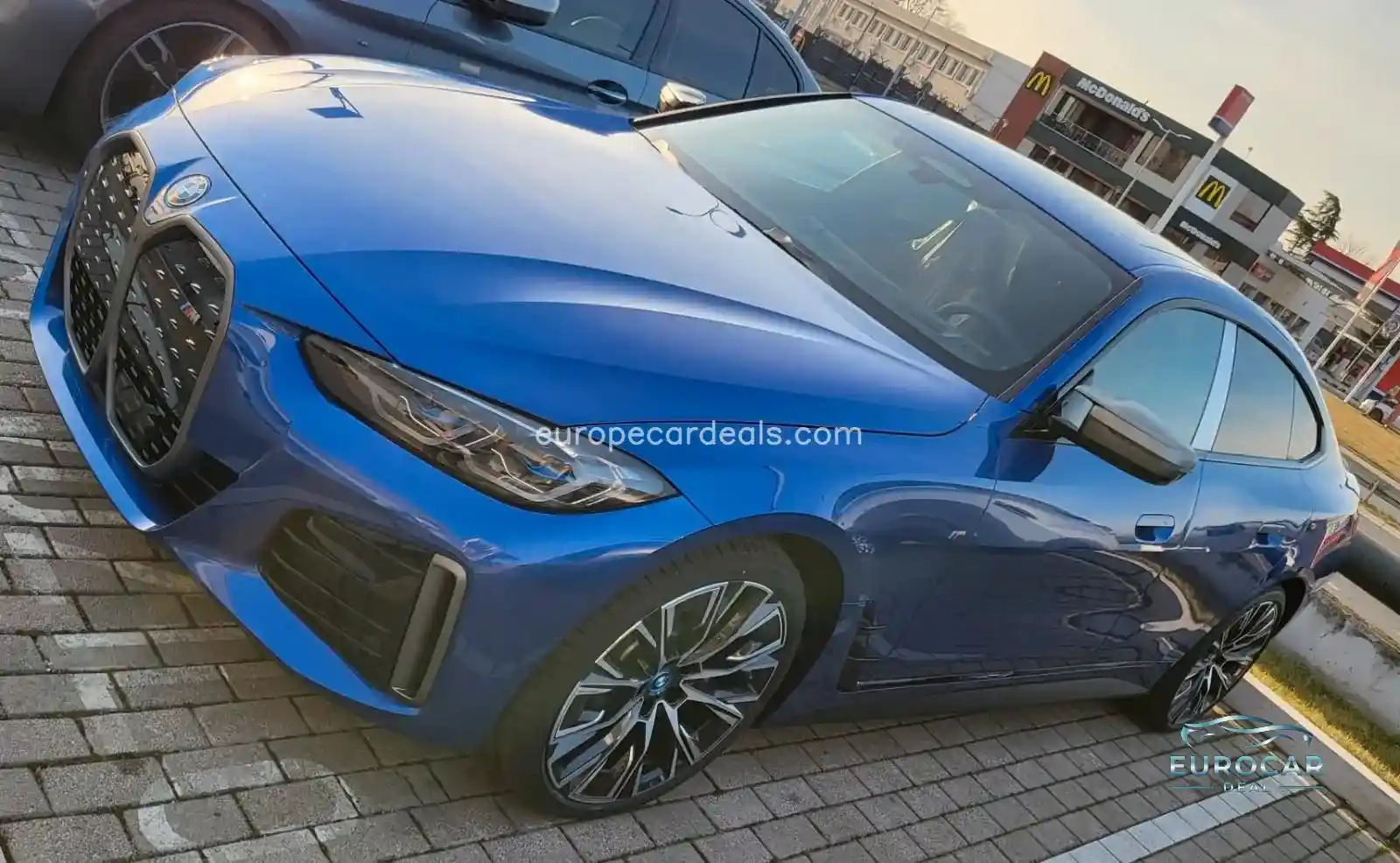 BMW i4