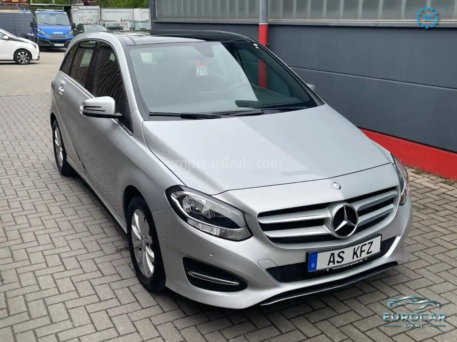 Mercedes-Benz B 220