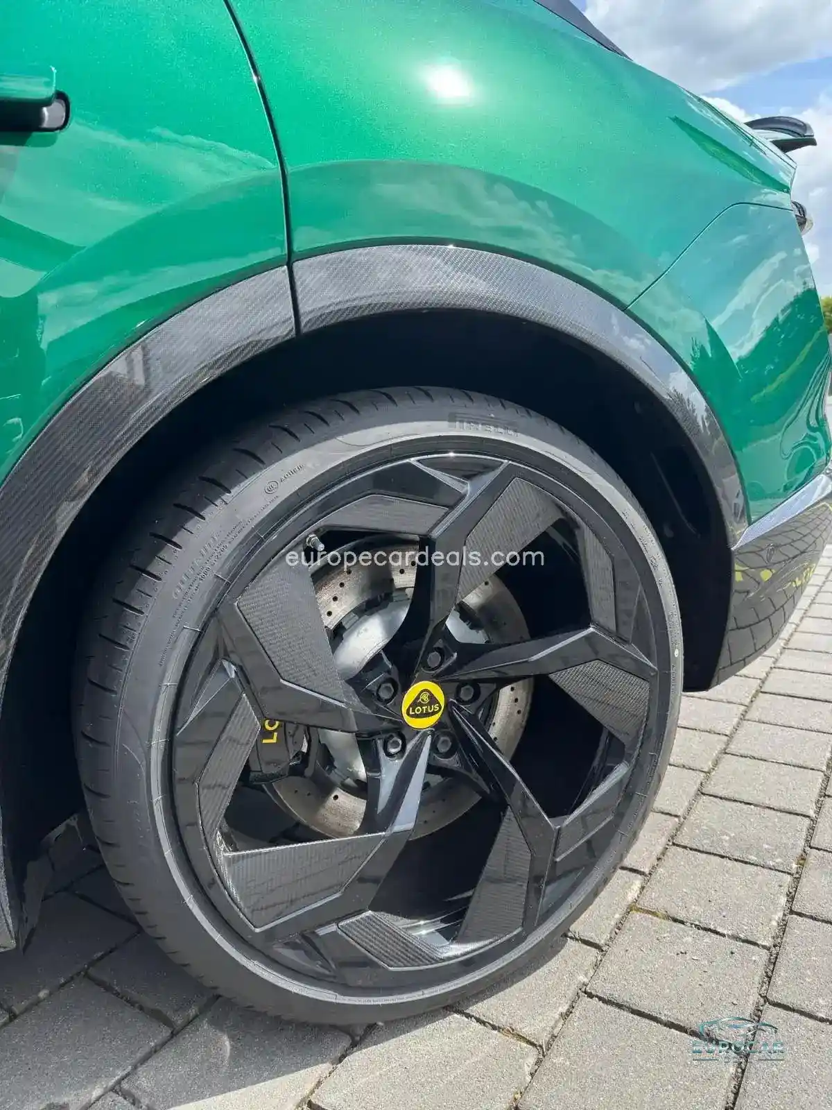 Lotus Eletre