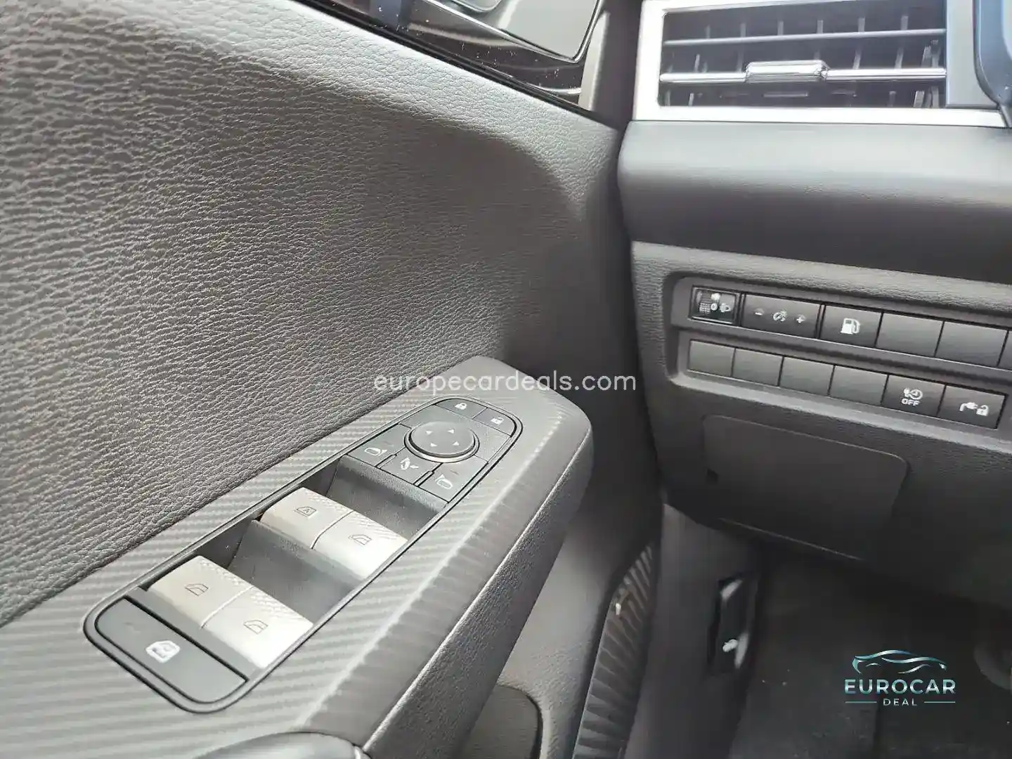 Mitsubishi Plug-in Hybrid Outlander