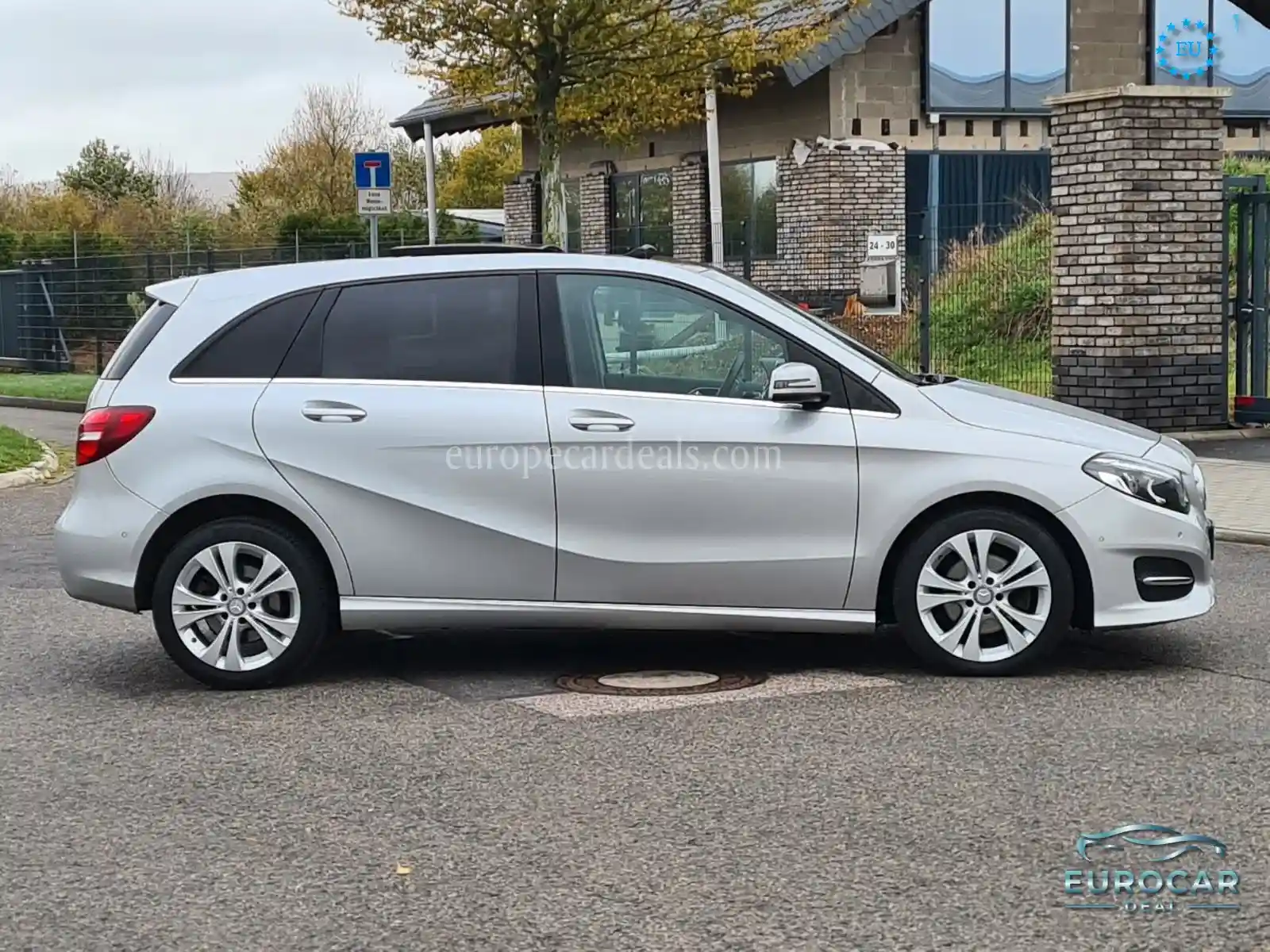 Mercedes-Benz B 220
