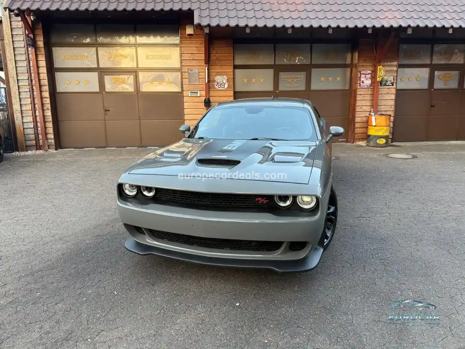 Dodge Challenger