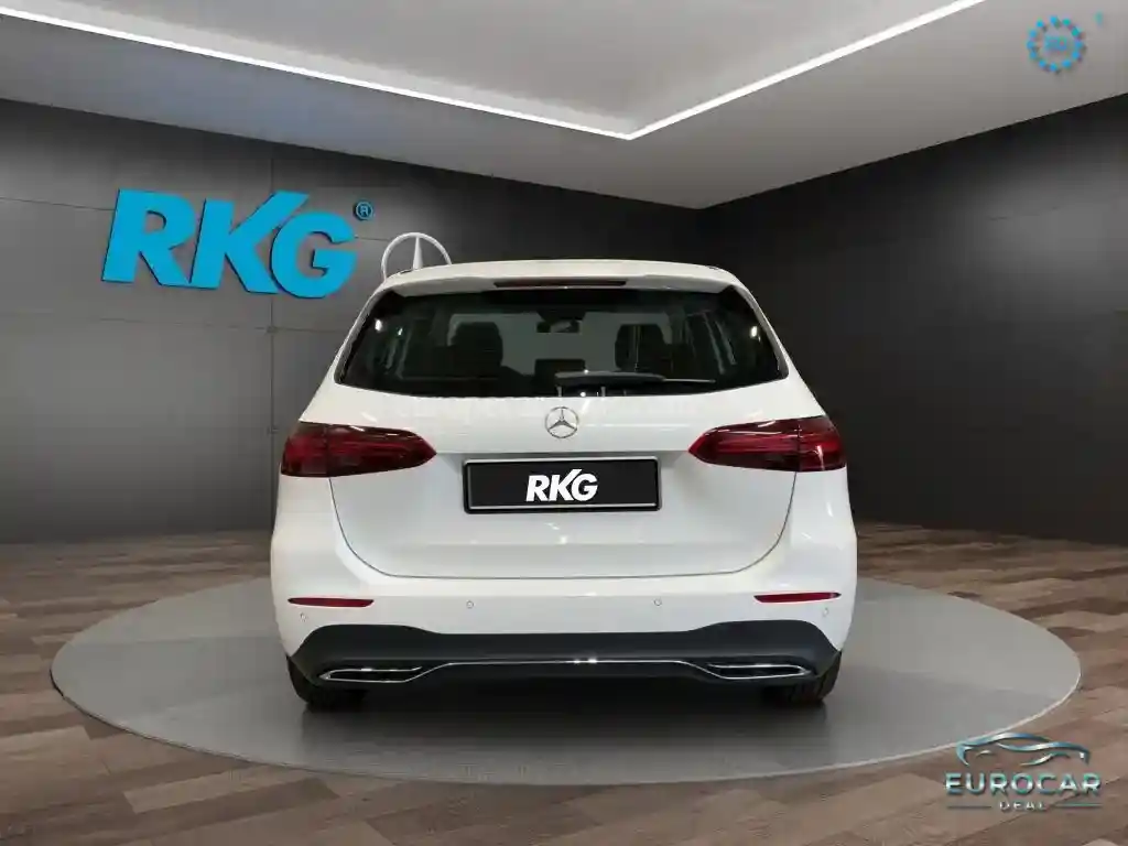 Mercedes-Benz B 200