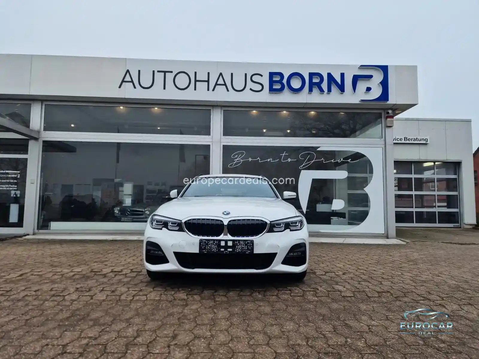 BMW 330