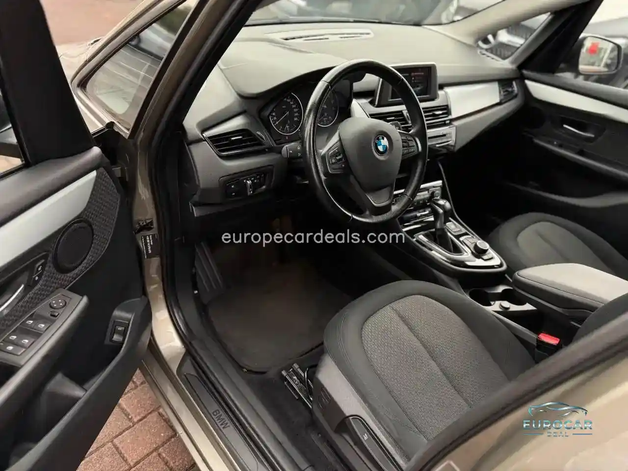 BMW 218