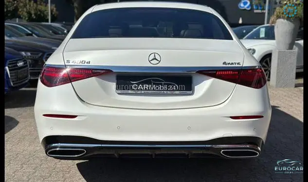 Mercedes-Benz S 400