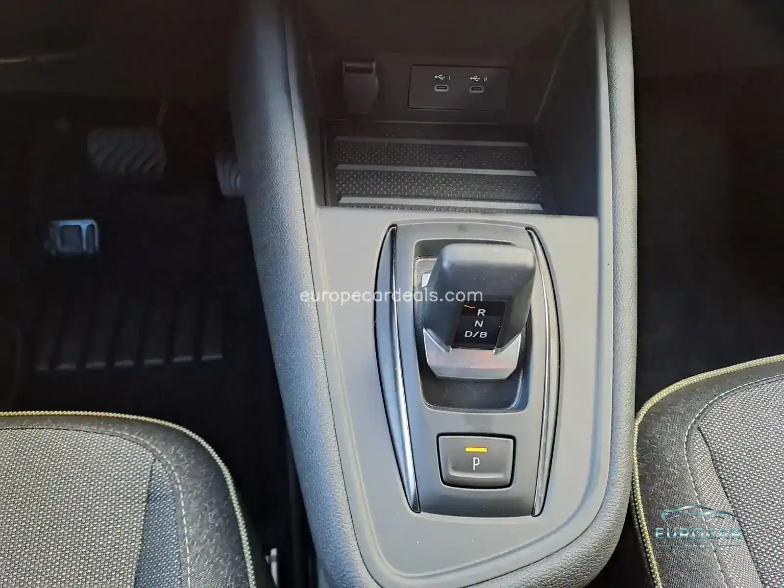 Mitsubishi Grandis