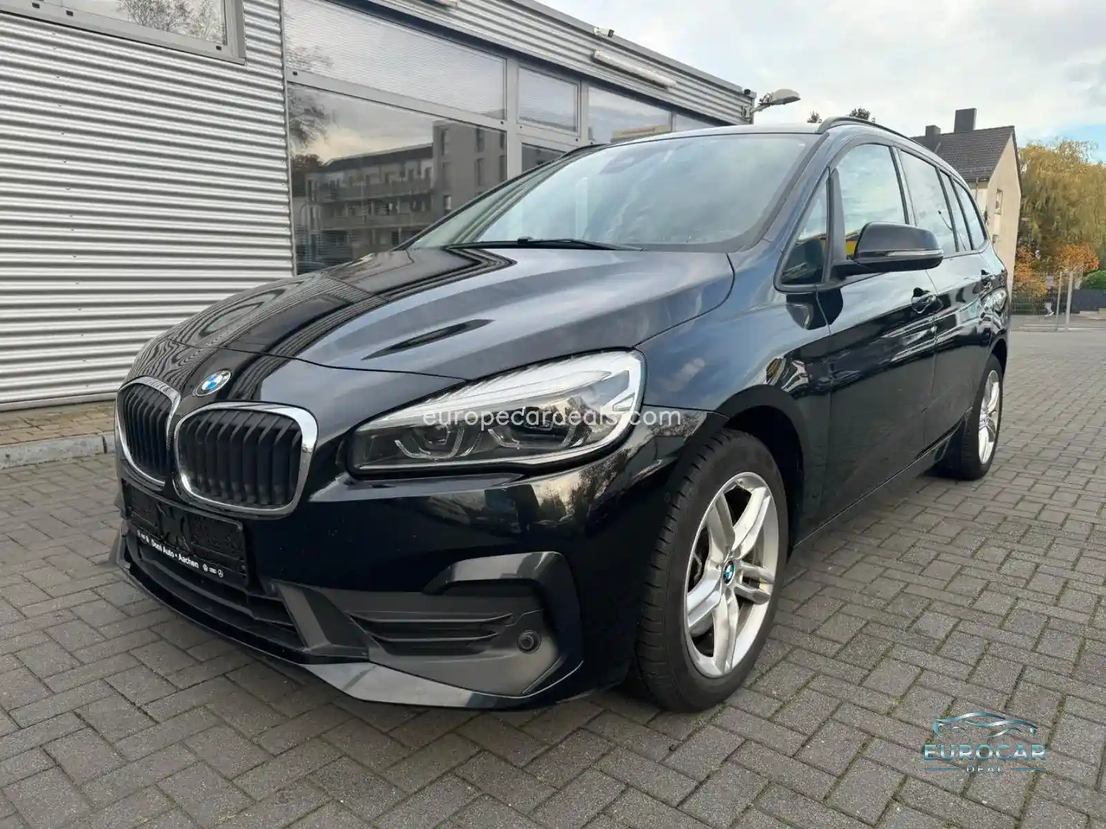 BMW 218
