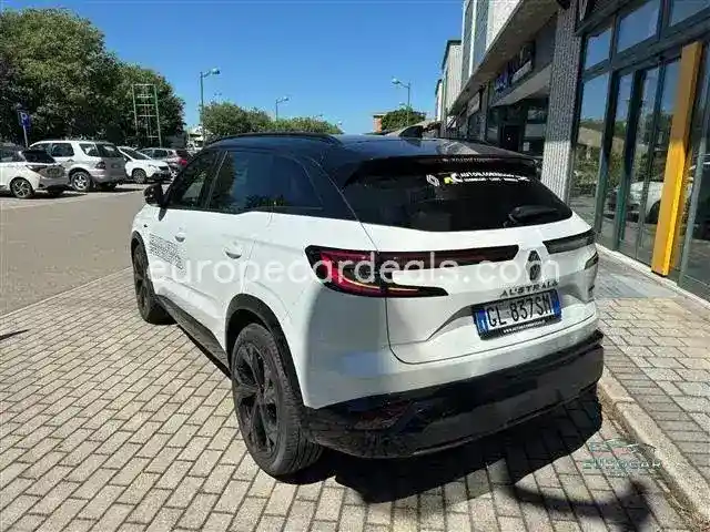 Renault Alaskan