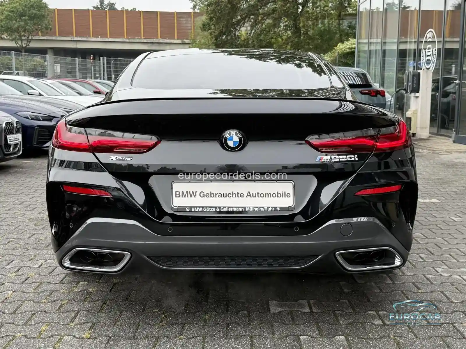BMW M850
